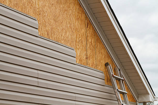 24/7 Emergency Wood Siding experts in Pineville, NC